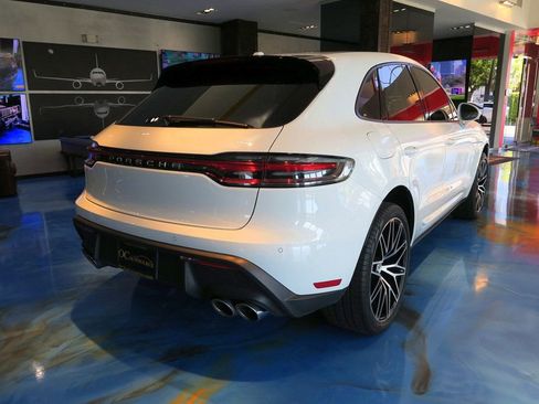 Used 2023 Porsche Macan image 44