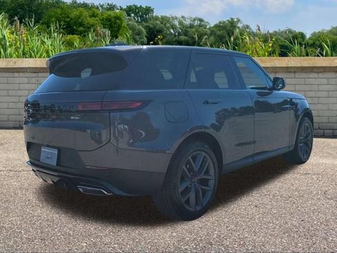 New 2027 Land Rover Range Rover Sport SE AWD/4WD image 4