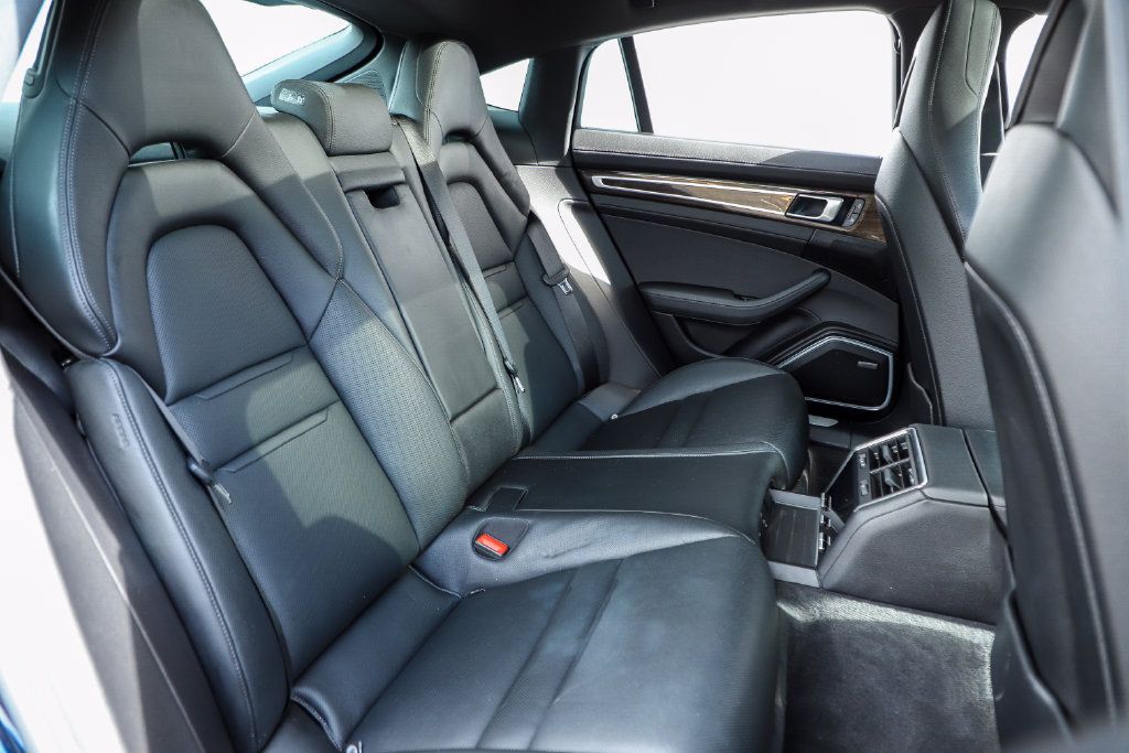 Used 2022 Porsche Panamera 4S AWD/4WD image 47