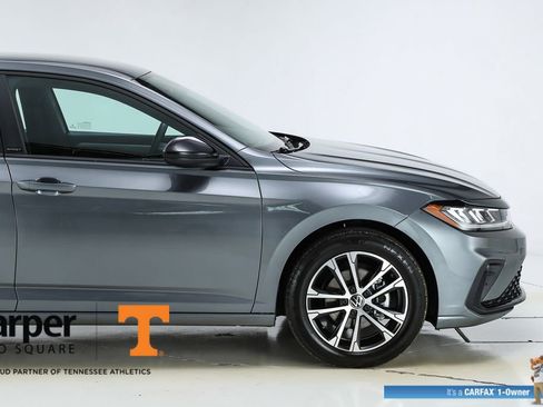 Used 2025 Volkswagen Jetta Sport FWD image 48