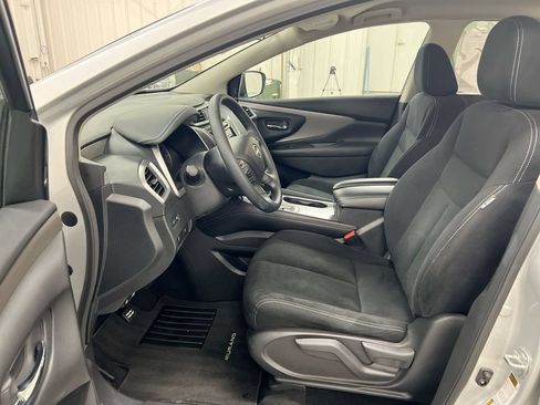 Used 2023 Nissan Murano S AWD/4WD image 19