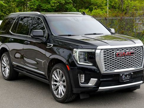 Used 2022 GMC Yukon Denali AWD/4WD image 9