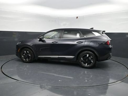 Used 2026 Kia Sportage LX FWD image 4