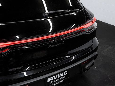 Used 2022 Porsche Macan S AWD/4WD image 15