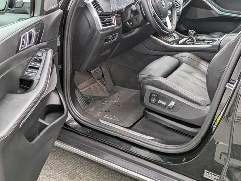 Used 2023 BMW X5 xDrive40i w/ Premium Package AWD/4WD image 28