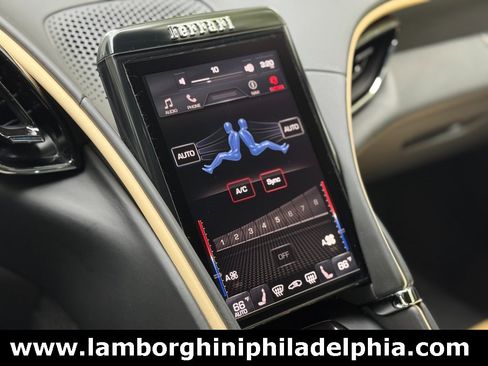 Used 2022 Ferrari Roma image 12