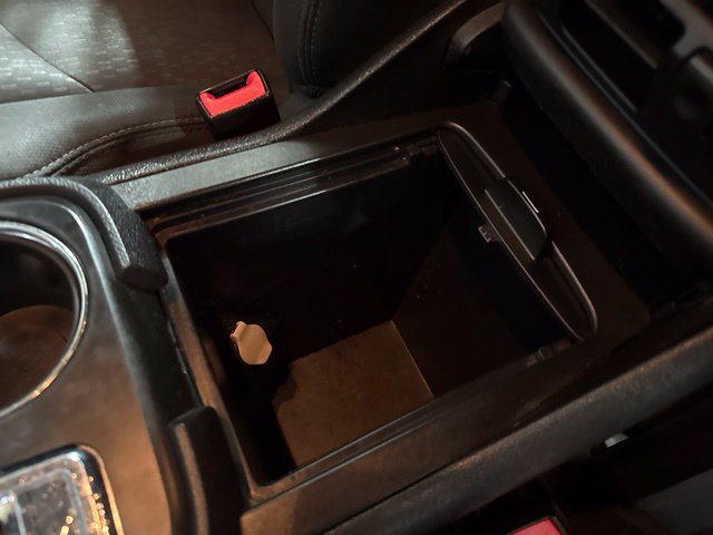 Used 2014 GMC Acadia SLE AWD/4WD image 19