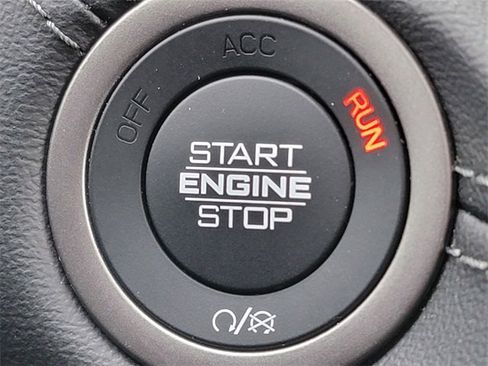 Certified 2024 Dodge Durango SXT image 8