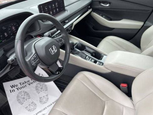 Certified 2024 Honda Accord EX-L image 11