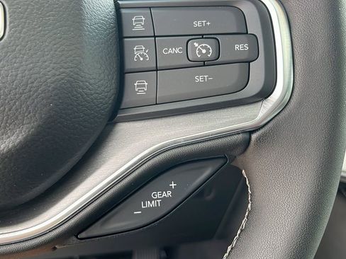 Used 2024 Jeep Wagoneer Series II image 27