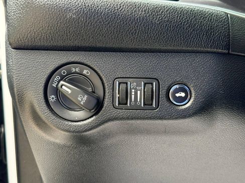 Used 2017 Dodge Challenger SXT w/ Blacktop Package RWD image 24