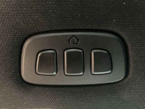 Used 2020 Ford F150 Lariat w/ Equipment Group 502A Luxury image 28