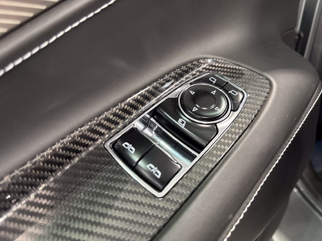 Used 2022 Chevrolet Corvette Stingray Premium Cpe w/ Z51 Performance Package RWD image 31