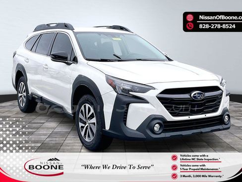 Used 2024 Subaru Outback Premium AWD/4WD image 1