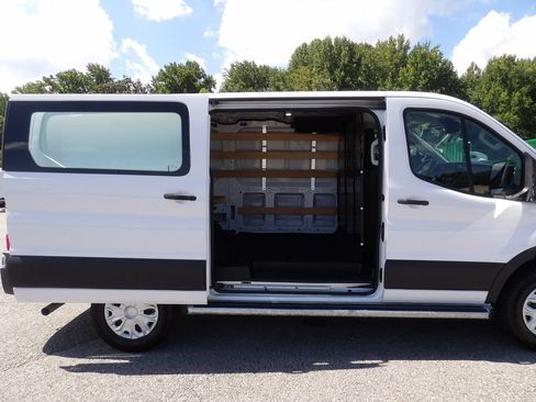 Used 2025 Ford Transit 250 Low Roof w/ Exterior Upgrade Package RWD image 25