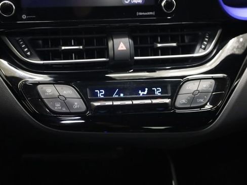 Used 2021 Toyota C-HR XLE image 22