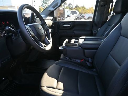 Used 2024 Chevrolet Silverado 3500 W/T w/ WT Convenience Package image 9