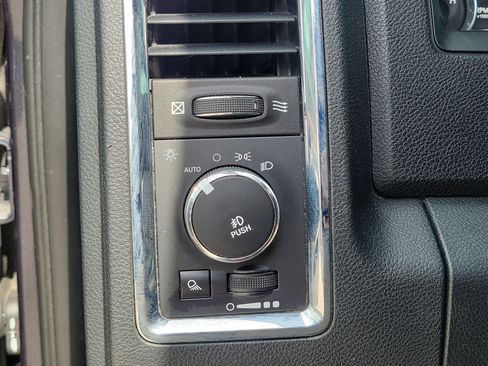 Used 2016 RAM 1500 Laramie w/ Convenience Group AWD/4WD image 29