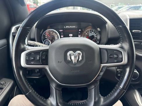 Used 2022 RAM 1500 Big Horn AWD/4WD image 12