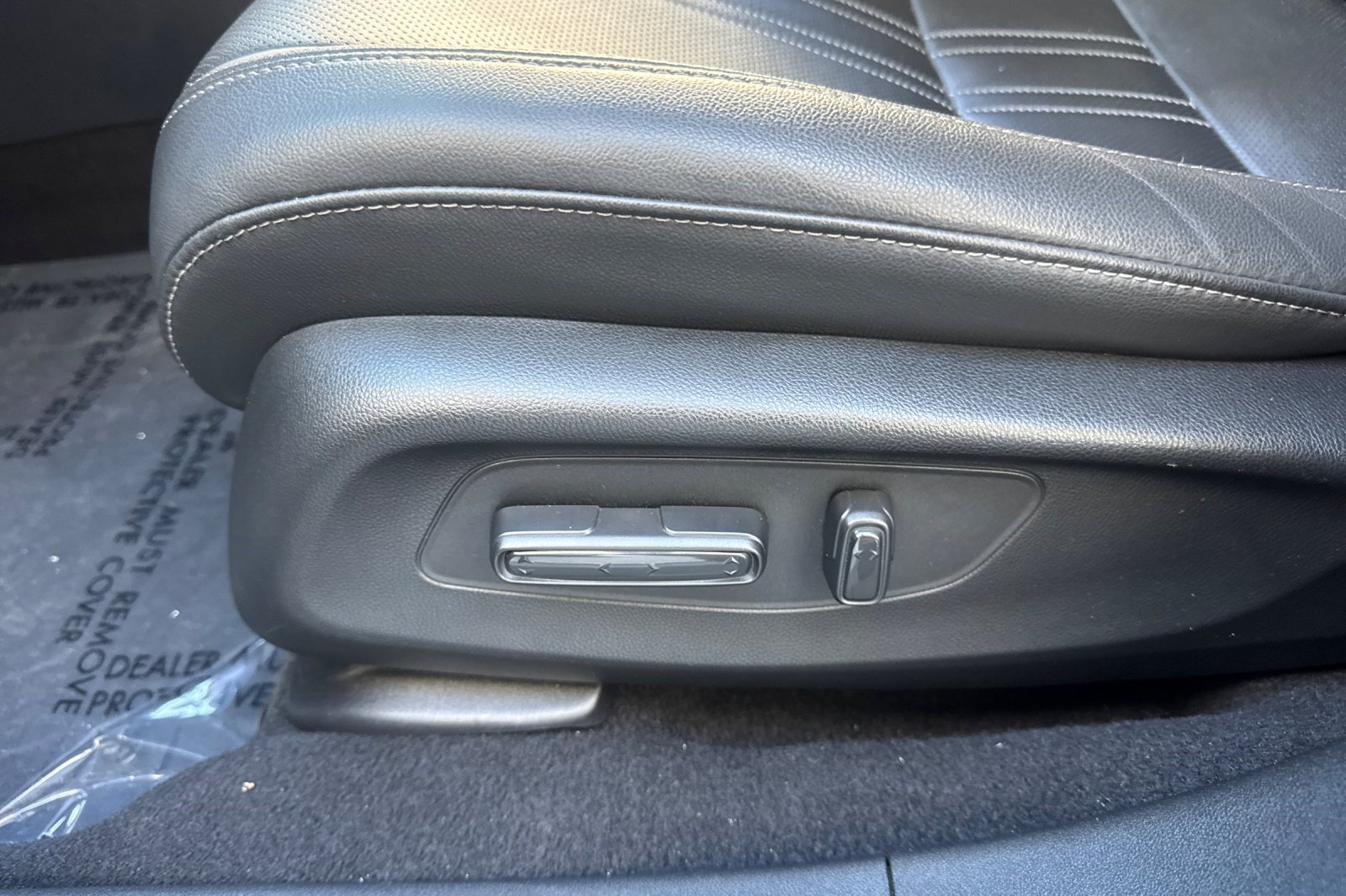 Certified 2024 Honda HR-V EX-L image 15