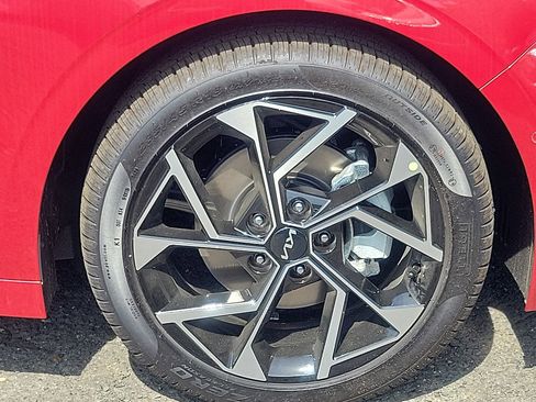 New 2025 Kia K5 EX image 5