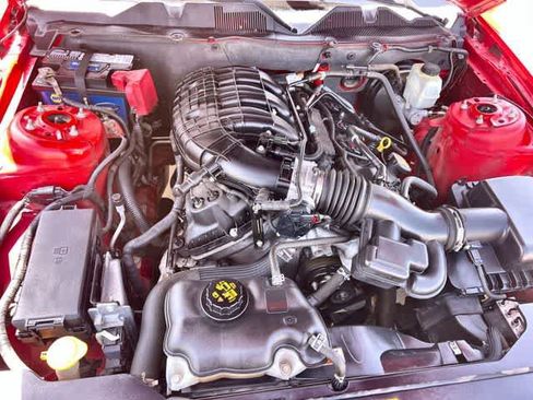 Used 2011 Ford Mustang Coupe w/ 101A Rapid Spec Order Code RWD image 10