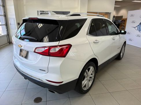 Used 2018 Chevrolet Equinox Premier FWD image 8