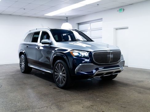 Used 2022 Mercedes-Benz Maybach GLS 600 4MATIC image 31