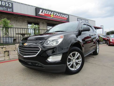Used 2017 Chevrolet Equinox LT FWD image 1