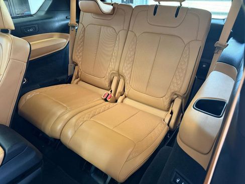 Used 2021 Jeep Grand Cherokee L Summit w/ Luxury Tech Group V image 23