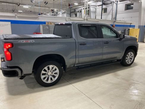 Used 2021 Chevrolet Silverado 1500 Custom w/ Safety Confidence Package image 8