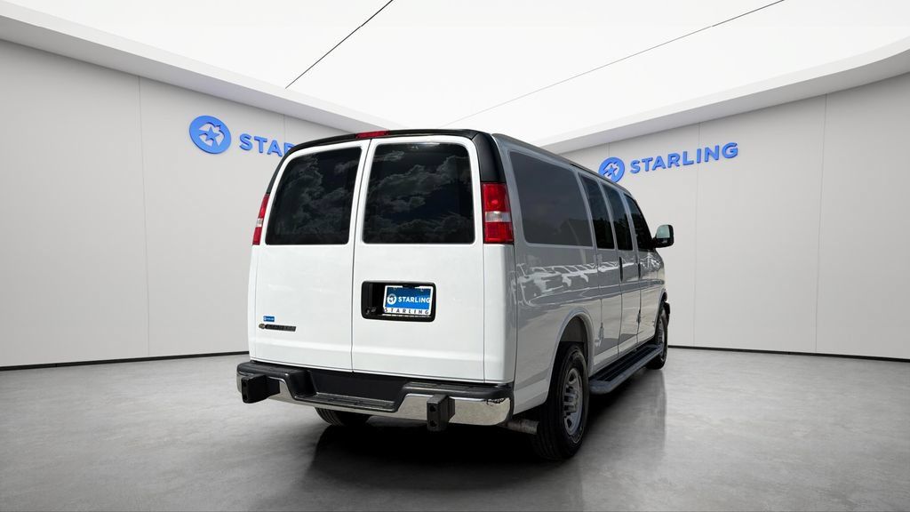 Used 2025 Chevrolet Express 2500 w/ Driver Convenience Package RWD image 16