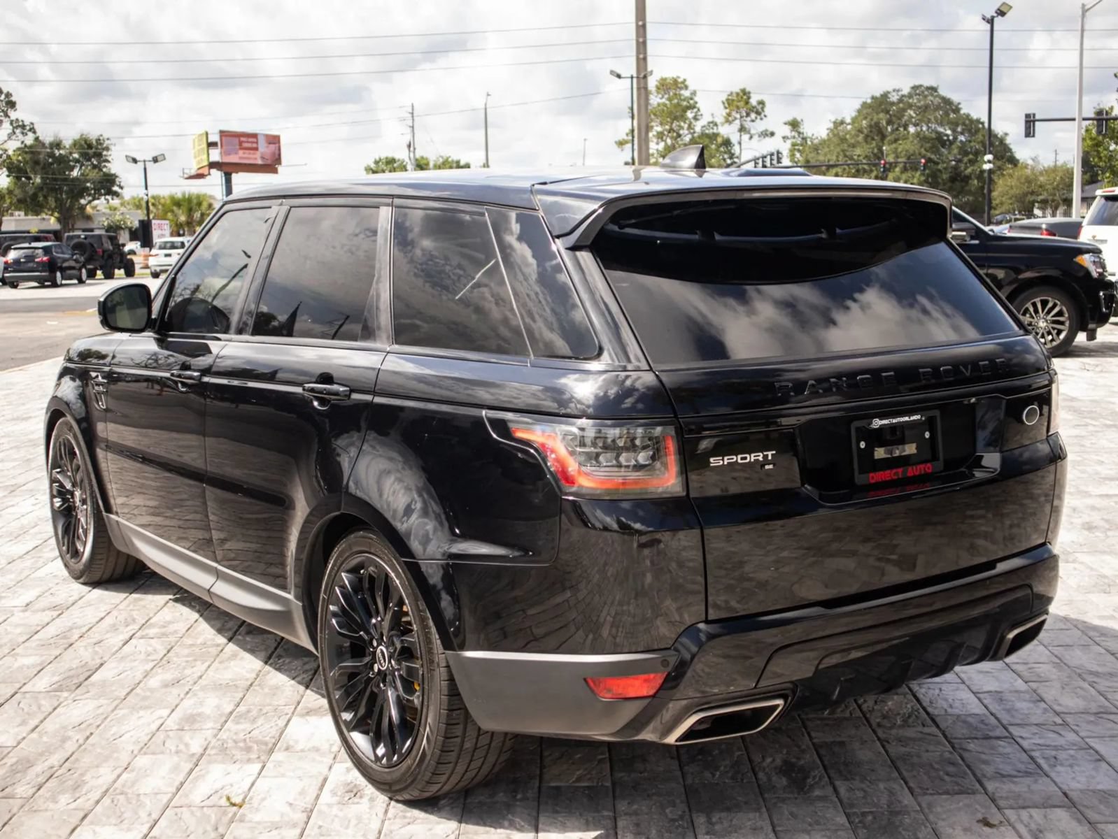Used 2020 Land Rover Range Rover Sport SE AWD/4WD image 5