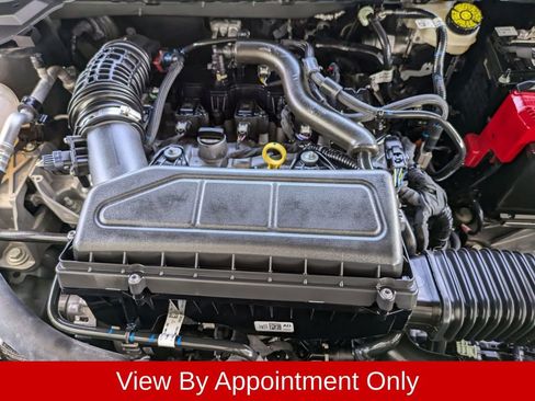 Used 2025 Ford Escape ST-Line FWD image 34