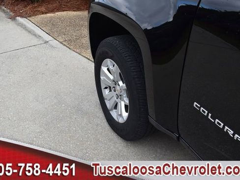 Used 2022 Chevrolet Colorado LT w/ LT Convenience Package image 16