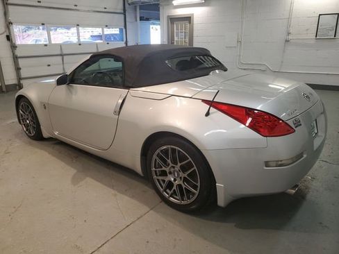 Used 2006 Nissan 350Z Touring image 37