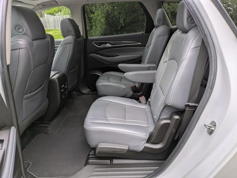 Used 2018 Buick Enclave Premium w/ Trailering Package AWD/4WD image 27