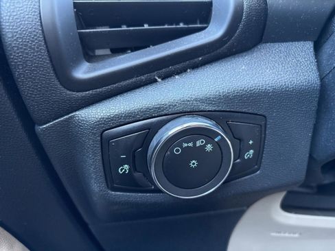 Used 2021 Ford EcoSport S image 19