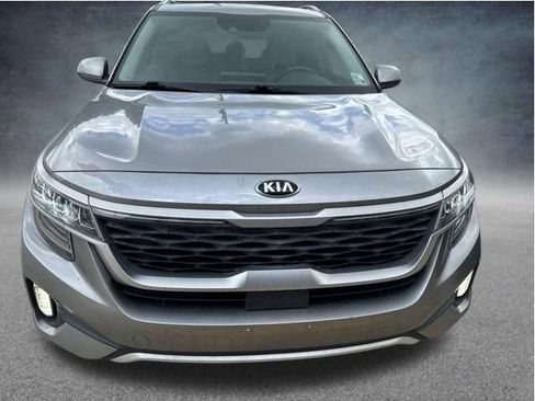 Used 2021 Kia Seltos SX w/ SX Sunroof Package AWD/4WD image 10