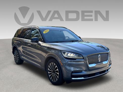 Used 2023 Lincoln Aviator Reserve w/ Equipment Group 201A image 1