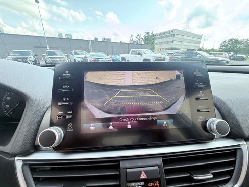 Used 2018 Honda Accord EX-L image 15
