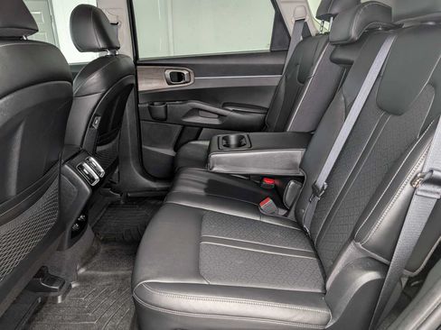 Used 2023 Kia Sorento S AWD/4WD image 21