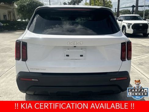 Certified 2023 Kia Sorento LX FWD image 7