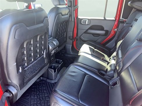 Used 2020 Jeep Gladiator Rubicon image 17