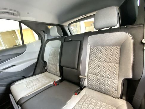 Used 2022 Chevrolet Equinox LS w/ LS Convenience Package AWD/4WD image 24