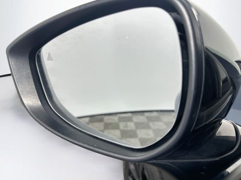 Used 2025 MAZDA CX-50 AWD 2.5 Hybrid w/ Premium Pkg image 16