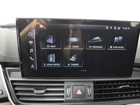 Used 2024 Audi Q5 2.0T Premium w/ Convenience Package AWD/4WD image 21