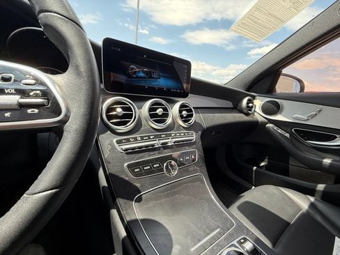 Used 2019 Mercedes-Benz C 300 4MATIC Sedan image 11