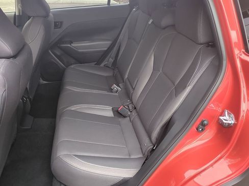 Used 2025 Subaru Crosstrek 2.0i Premium image 11