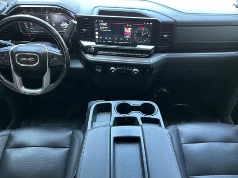 Used 2022 GMC Sierra 1500 SLT w/ X31 Off-Road Package image 15